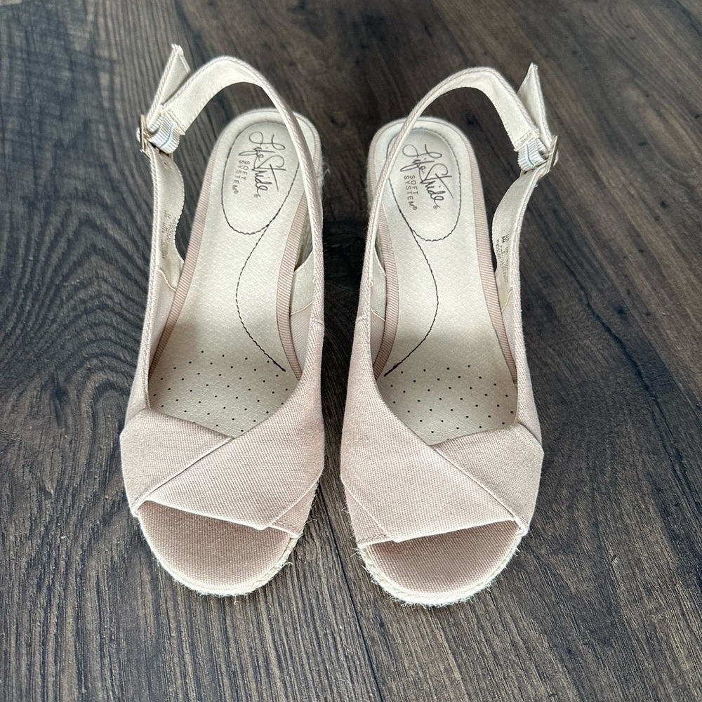NWOT LifeStride Women’s Socialite Wedge Sandal